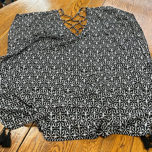 Kona Sol black and white swim cover up with tassels. Size XL. - Picture 1 of 11
